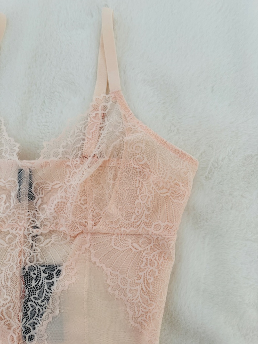 Pinsy Smoothing Lace Shapewear Bodysuit in Whisper Pink, Size 1X - NWT - Picture 8 of 12